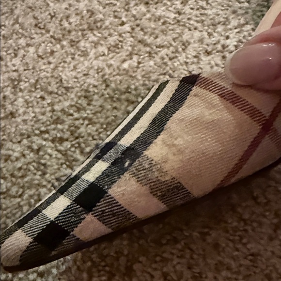 Burberry Beige and Black Plaid kitten Heels - Picture 4 of 13